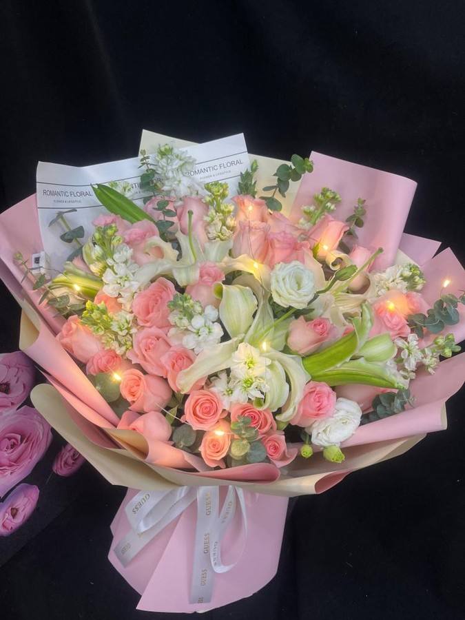 �������ں�ڻ���